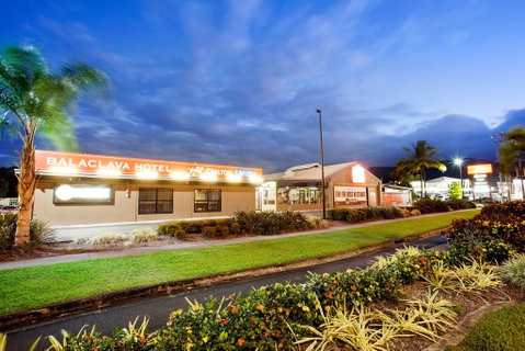 Nightcap At Balaclava Hotel - South Australia Travel 2