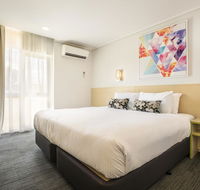 Nightcap at Coolaroo Hotel - South Australia Travel