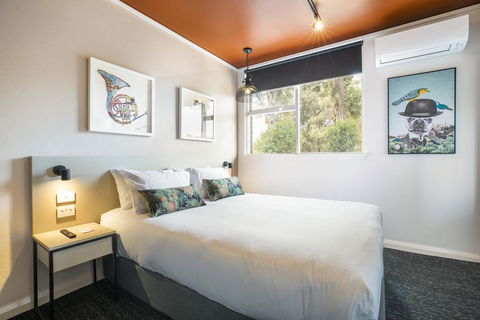 Nightcap At Fairfield - South Australia Travel 0