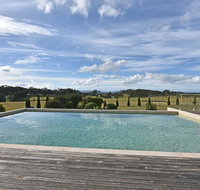 Noble Willow Estate Lovedale. Super Spacious with views and pool - South Australia Travel