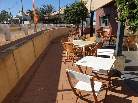 Northampton Motor Hotel - South Australia Travel 2