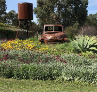 Nutcrackers Lodge - South Australia Travel