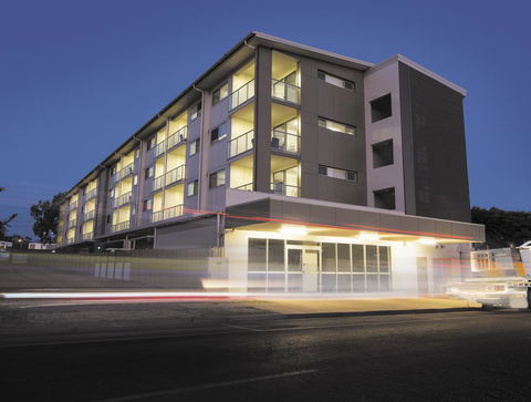 Oaks Moranbah Suites - South Australia Travel 0
