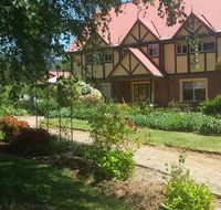 Oaktree Guest House
