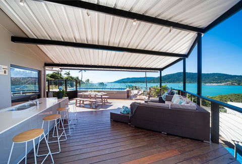 Oasis On Oceanview - Airlie Beach - South Australia Travel 3