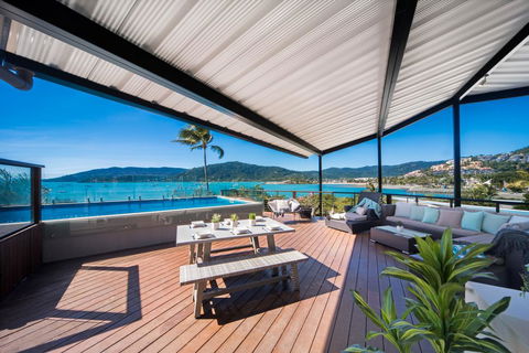 Oasis On Oceanview - Airlie Beach - South Australia Travel 1