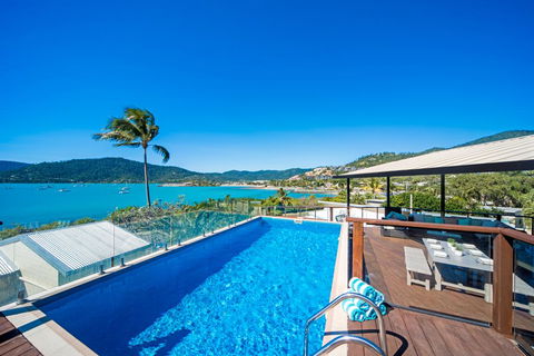 Oasis On Oceanview - Airlie Beach - South Australia Travel 0