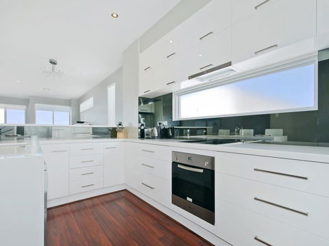 Ocean 180A - South Australia Travel 1