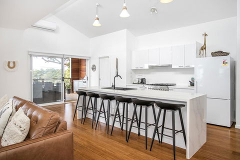 Ocean Blue - South Australia Travel 1