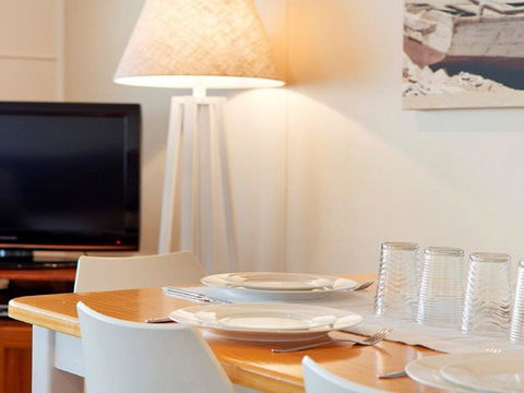 Ocean Blue Apartment Two - Oceanfront Apartment - South Australia Travel 1