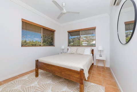Ocean Breeze, Near Parks And Rowes Bay - South Australia Travel 3