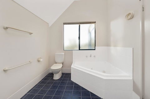 Ocean View Port Geographe - South Australia Travel 0