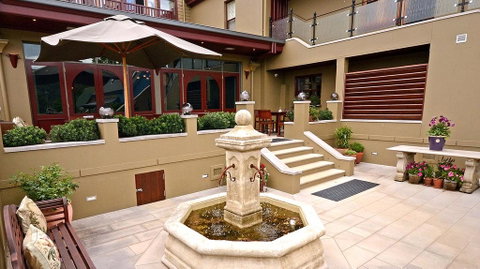 Old Bank Boutique Hotel - South Australia Travel 0