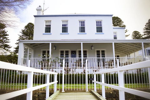 Oscars Waterfront Boutique Hotel - South Australia Travel 0