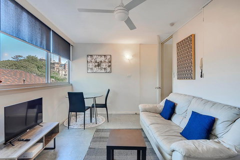 PADDINGTON PAD With PARKING & SMART TV & POOL - South Australia Travel 3