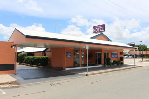 Parkside Motel & Licensed Restaurant - South Australia Travel 0