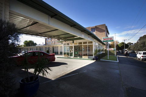 Parkville Motel - South Australia Travel 0