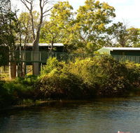 Parry Creek Farm Tourist Resort and Caravan Park