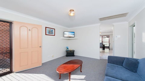 Peaceful, Quiet And So Close To The Beach! - South Australia Travel 3