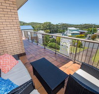 Pet Friendly Lentara St 8 - Fingal Bay - South Australia Travel
