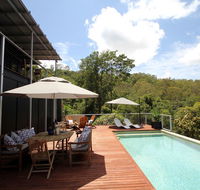 Phoenix Eumundi Bed  Breakfast - South Australia Travel
