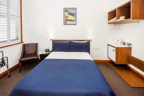 Pier Hotel - South Australia Travel 3
