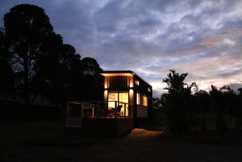 Pink Lake Tiny House - South Australia Travel 2