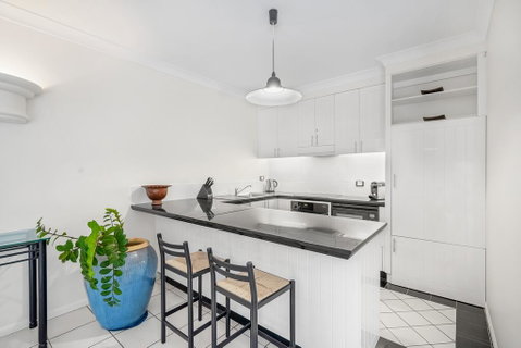 Poolside Apt In Alamanda Beachfront Resort (77) - South Australia Travel 2