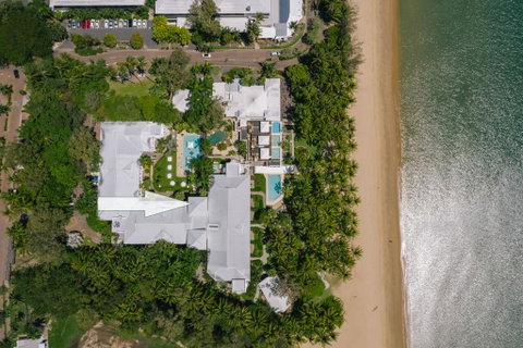 Poolside Apt. In Alamanda Beachfront Resort (41) - South Australia Travel 1