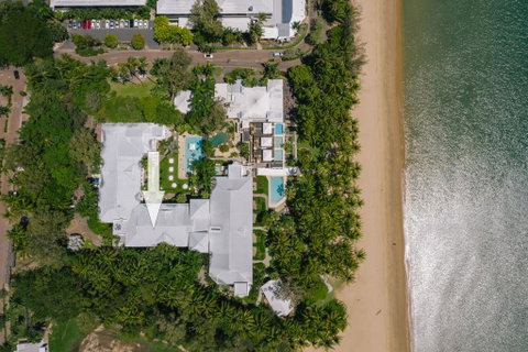 Poolside Apt. In Alamanda Beachfront Resort (55) - South Australia Travel 1