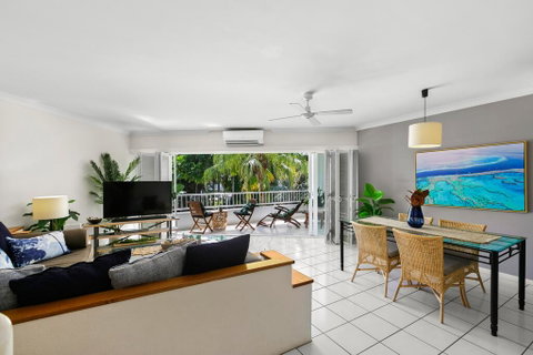Poolside Apt. In Alamanda Beachfront Resort (56) - South Australia Travel 2