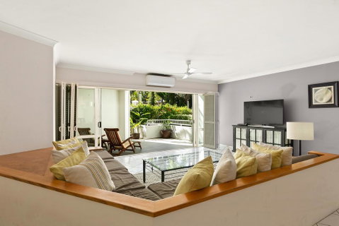 Poolside Apt. In Alamanda Beachfront Resort (62) - South Australia Travel 0