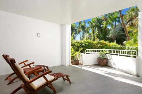 Poolside Apt. In Alamanda Beachfront Resort (62) - South Australia Travel 2