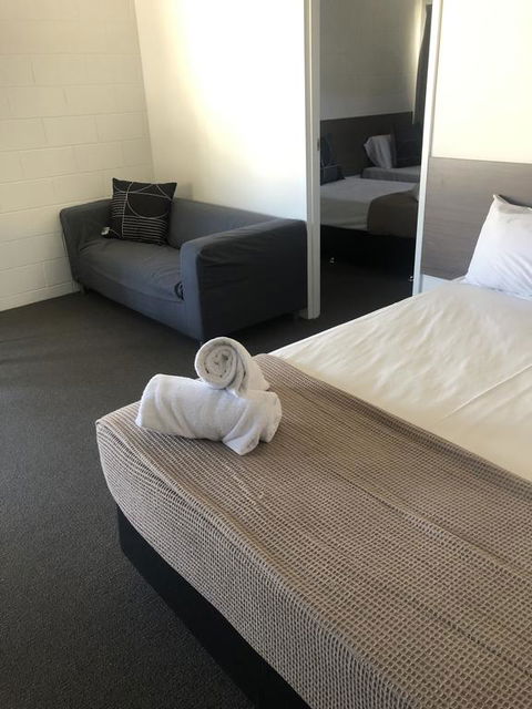 Q Express - South Australia Travel 1