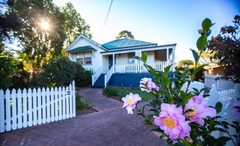 Queen Bee Cottage, Milton - South Australia Travel 0