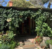 Red Hill Cottage - South Australia Travel