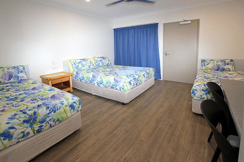 Reef Gardens Motel - South Australia Travel 0