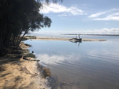 Relax At Dawesville Estuary - South Australia Travel 0