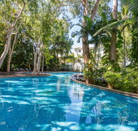 Relax in Palm Cove - South Australia Travel