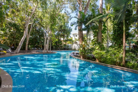 Relax In Palm Cove - South Australia Travel 0