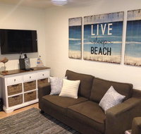Riverina Beach Villa - South Australia Travel