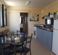 Rocks Retreat Cabin 3 - Lobster - South Australia Travel