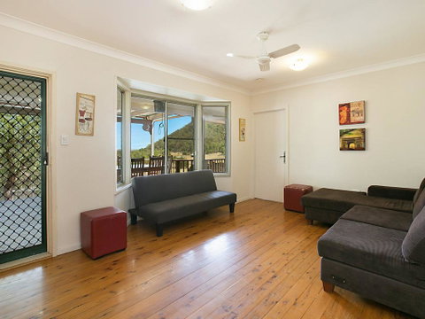Rosa House In Broke, 4br House In Walking Distance To Cellar Doors - South Australia Travel 3