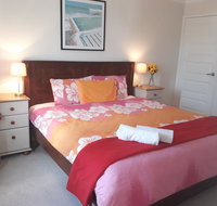 Rossmoyne 2 BEDROOM HOUSE SELF CHECK IN Walk to River Shops Bus Trains Cls to Airport City Beaches - South Australia Travel