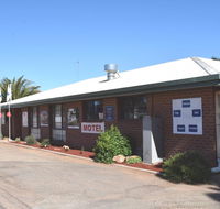 Roundhouse Motel - South Australia Travel