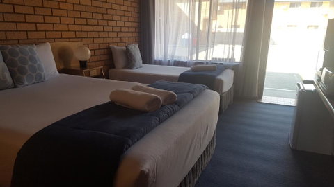 Royal Palms Motor Inn - South Australia Travel 2