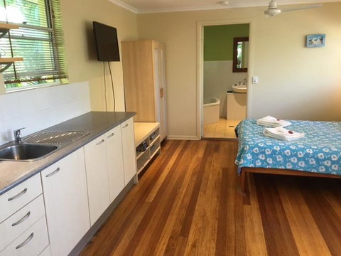 Safety Beach Ocean Bungalows - South Australia Travel 0