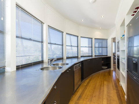 Saltwater Unit 1 - South Australia Travel 1