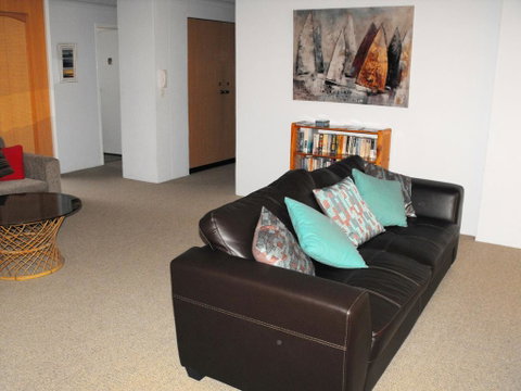 Sandbar, Unit 203, 1-3 Head Street - South Australia Travel 3