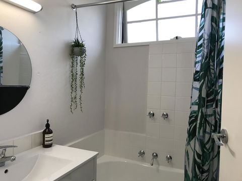 Santa Monica Apartment - South Australia Travel 1